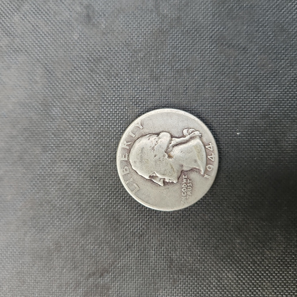 1944 silver quarter coin